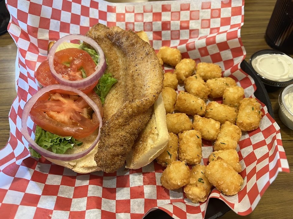 Catfish PO’Boy